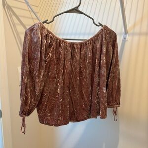 Velvet Off-Shoulder Top in Pink